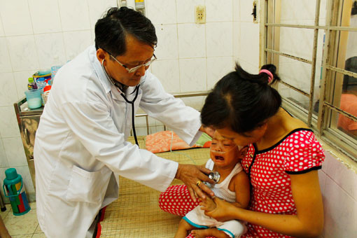 Trẻ mắc bệnh sởi được điều trị tại Bệnh viện nhi đồng Đồng Nai