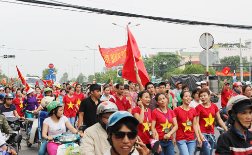 Công nhân Đồng Nai biểu tình 