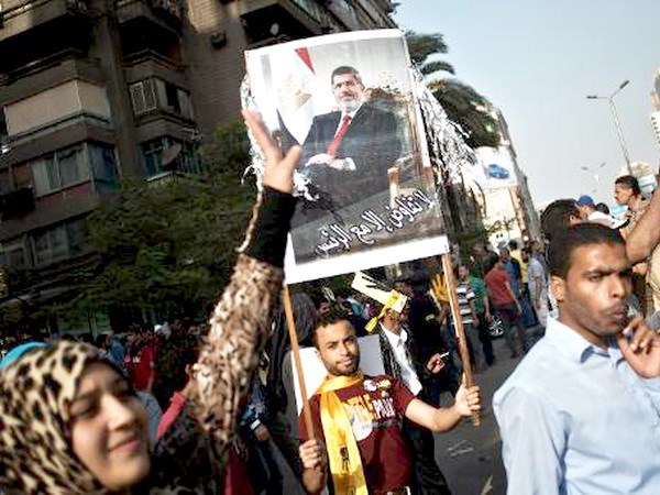 Người biểu tình ủng hộ ông Morsi. (Nguồn: AFP)