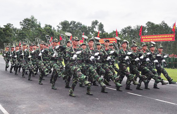 Khối chiến sĩ lữa đoàn công binh 550