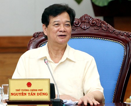 Thủ tướng Nguyễn Tấn Dũng: Thực hiện mọi biện pháp cần thiết để ngăn chặn sự lây lan của dịch bệnh - Ảnh: VGP/Nhật Bắc