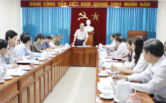  Phó Trưởng Đoàn đại biểu Trương Văn Vở phát biểu tại giám sát.