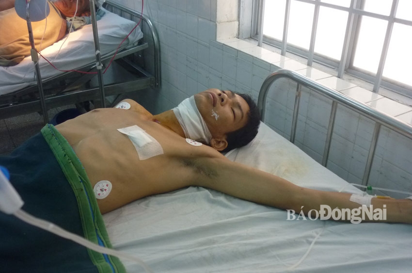  Đối tượng La Văn Linh đang nằm cấp cứu tại bệnh viện.