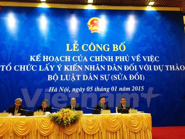 Lễ công bố kế hoạch của Chính Phủ về việc tổ chức lấy ý kiến nhân dân với dự thảo Bộ Luật Dân sự sửa đổi (Ảnh:Vietnam+)
