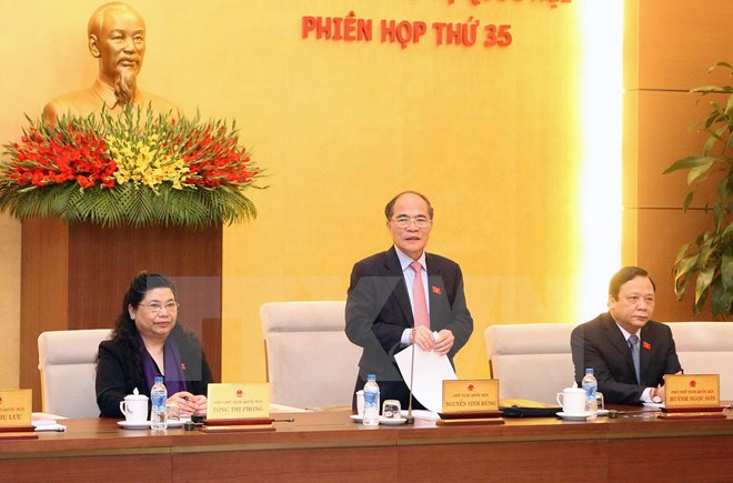 Chủ tịch Quốc hội Nguyễn Sinh Hùng chủ trì và phát biểu khai mạc Phiên họp thứ 35 của Ủy ban Thường vụ Quốc hội. (Ảnh: TTXVN)