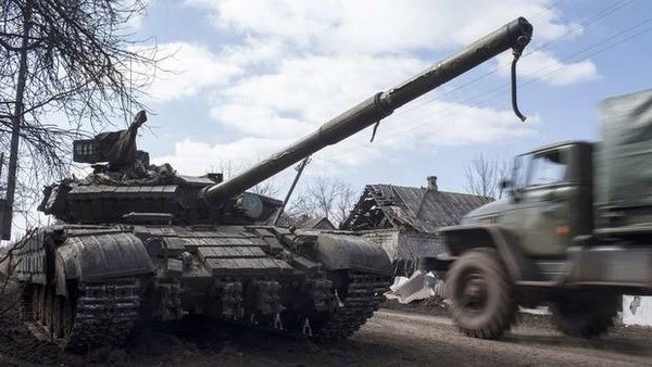 Xe tăng của lực lượng ly khai tại khu vực Donetsk. (Nguồn: Reuters)