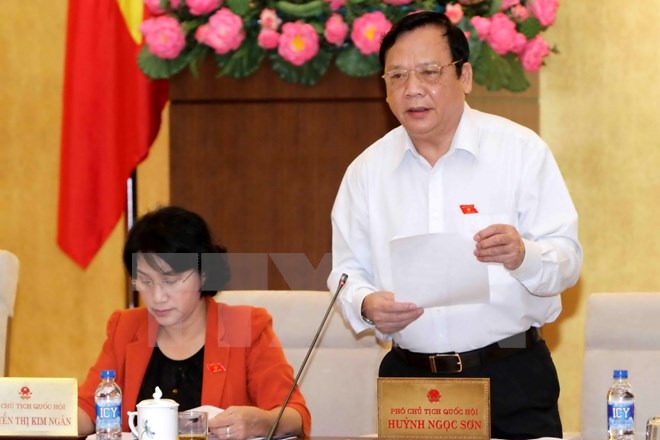 Phó Chủ tịch Quốc hội Huỳnh Ngọc Sơn phát biểu ý kiến. (Ảnh: TTXVN)