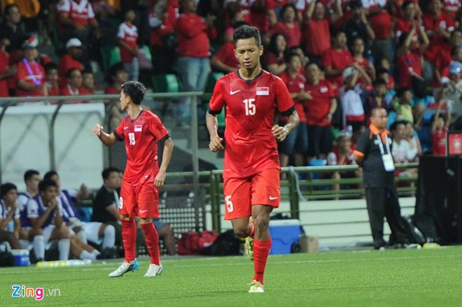 Othman mang về 3 điểm đầu tiên cho U23 Singapore.