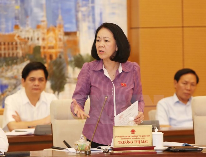 Chủ nhiệm Ủy ban về các Vấn đề xã hội của Quốc hội Trương Thị Mai phát biểu ý kiến. (Ảnh: TTXVN)