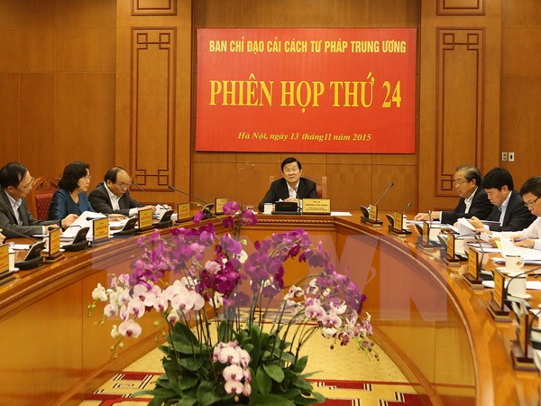 Chủ tịch nước Trương Tấn Sang, Trưởng Ban Chỉ đạo Cải cách tư pháp Trung ương chủ trì phiên họp. (Ảnh: Nguyễn Khang/TTXVN)