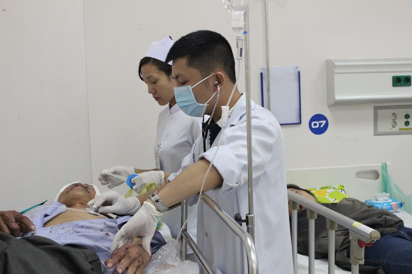 Khoa Cấp cứu của Bệnh viện đa khoa Đồng Nai vào sáng 7-2 chật kín bệnh nhân. Ảnh: Ngọc Thư.