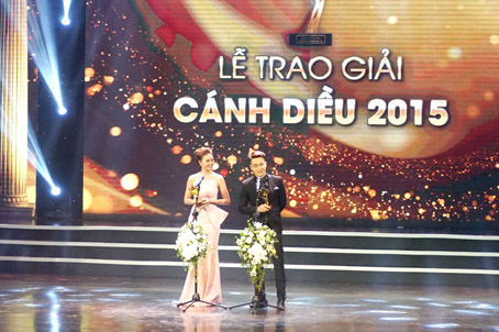 Ninh Dương Lan Ngọc (phim Trúng số) nhận giải Cánh diều vàng nữ diễn viên chính xuất sắc; và Nguyễn Thanh Tú (phim Cầu vồng không sắc nhận giải Cánh diều vàng nam diễn viên chính xuất sắc.
