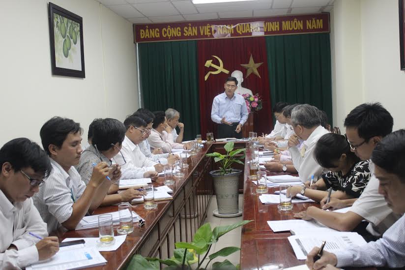 Phó Chủ tịch UBND tỉnh Trần Văn Vĩnh phát biểu tại buổi làm việc