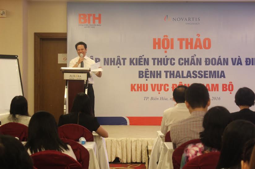 Phó giám đốc Bệnh viện nhi đồng Đồng Nai phát biểu tại hội thảo.