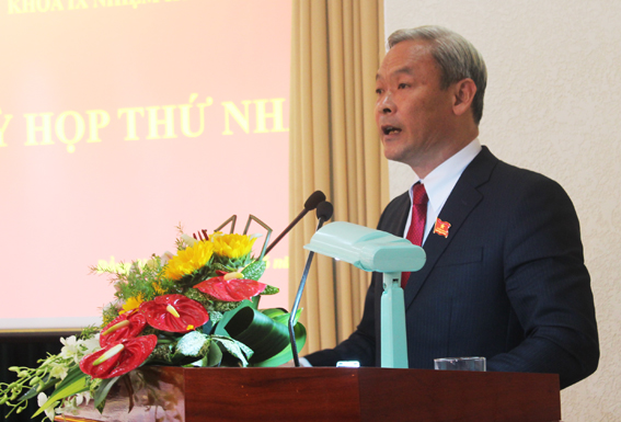  Đồng chí Nguyễn Phú Cường, Bí thư Tỉnh ủy, Chủ tịch HĐND tỉnh khóa IX phát biểu bế mạc kỳ họp.