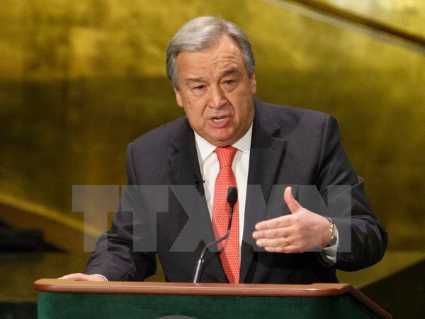 Ứng cử viên Tổng thư ký LHQ Antonio Guterres phát biểu tại trụ sở Liên hợp quốc ở New York (Mỹ). (Nguồn: THX/TTXVN)