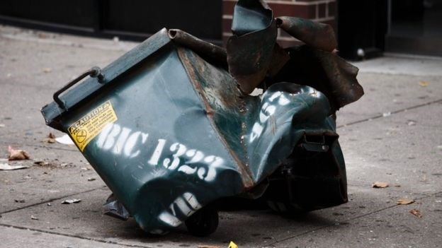 Chiếc hộp chứa thiết bị nổ tại New York. (Nguồn: BBC)