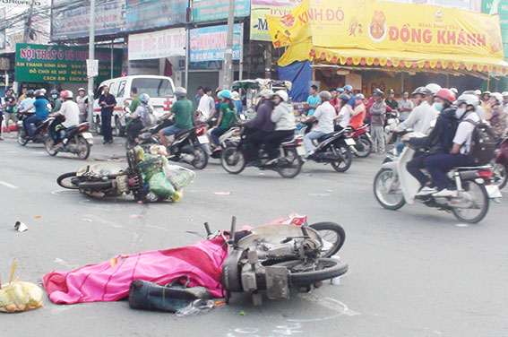 Hiện trường vụ tai nạn tại phường Long Bình khiến ông Ngư tử vong.