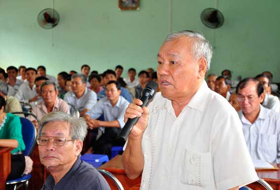 Ông Nguyễn Nhật, xã Hàng Gòn phản ánh mức hỗ trợ cho lực lượng công an xã còn quá thấp.