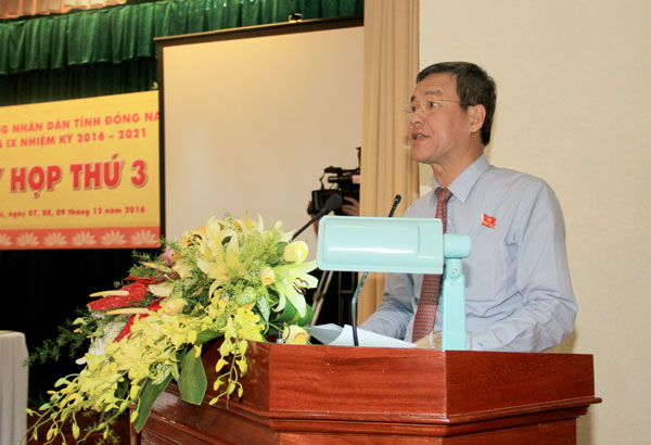 Chủ tịch UBND tỉnh Đinh Quốc Thái đã phát biểu giải trình các vấn đề mà đại biểu quan tâm thảo luận
