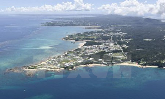 Bờ biển Henoko thuộc quần đảo cực Nam Okinawa, khu vực nằm trong kế hoạch tái bố trí căn cứ không quân Mỹ tháng 6/2016. (Nguồn: Kyodo/TTXVN)