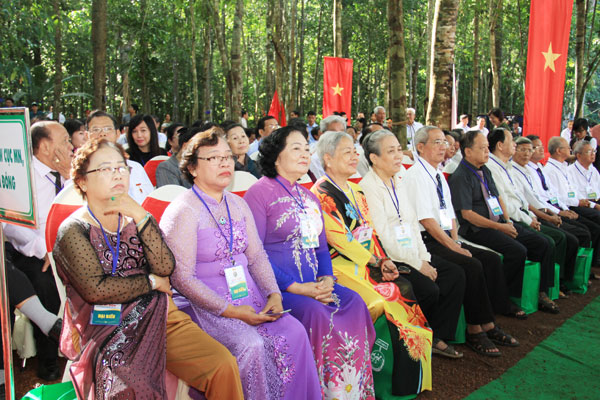 Các đại biểu tham dự Lễ kỷ niệm 70 năm thành lập Chiến khu Đ 