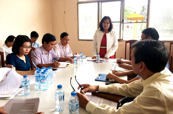Phó chủ tịch UBND Nguyễn Hòa Hiệp chủ trì đoàn kiểm tra làm việc với công ty Tongkook Việt Nam. 