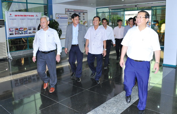 Đoàn công tác của tỉnh Phú Yên thăm và làm iệc tại trụ sở Tổng công ty Tín Nghĩa 