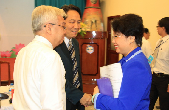 Phó bí thư Tỉnh ủy, Trưởng đoàn Đại biểu Quốc hội tỉnh Phan Thị Mỹ Thanh gặp gỡ trao đổi với các đại biểu