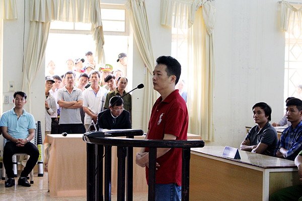 Bị cáo Nguyễn Văn Chức tại tòa 