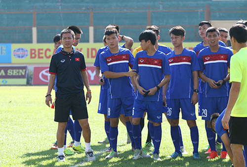 Hoàng Anh Tuấn tỏ vẻ lo lắng về sự thiếu vắng này cho kế hoạch tập luyện của U20 Việt Nam