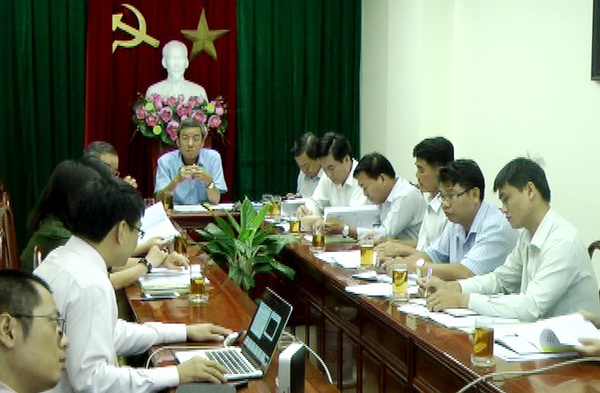 chủ tịch UBND tỉnh Đinh Quốc Thái đã chủ trì cuộc họp với lãnh đạo các Sở Nông nghiệp và Phát triển Nông thôn