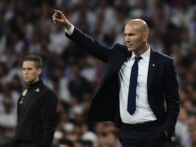 Zidane đã không chấp nhận một kết quả hòa trước Barcelona khi quyết định đẩy cao đội hình. (Nguồn: Getty Images)
