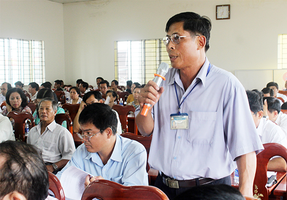 Cử tri huyện Thống Nhất bày tỏ ý kiến.