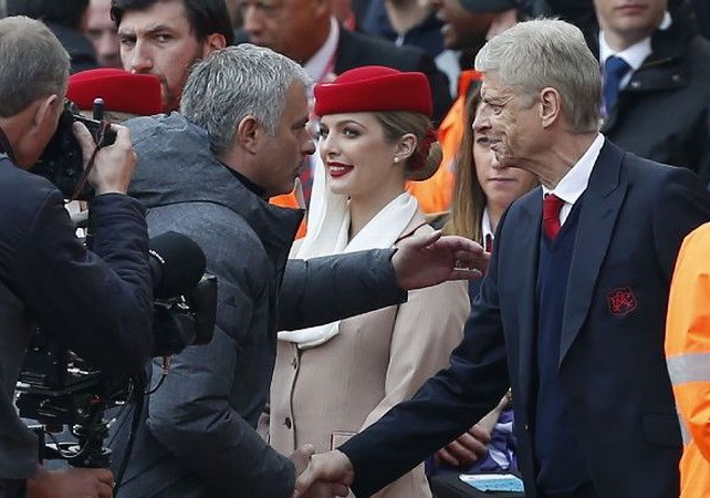 Mourinho đã có những lời lẽ mỉa mai Wenger và Arsenal. (Nguồn: ESPN)