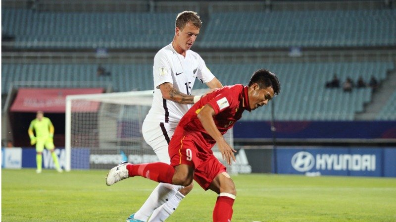 U20 Việt Nam (áo đỏ) đi vào lịch sử bóng đá Đông Nam Á. Ảnh: Internet