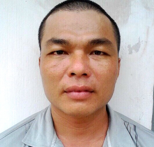 Đối tượng cầm đầu nhóm trộm xe Nguyễn Thanh Tùng bị bắt giữ tại cơ quan công an.