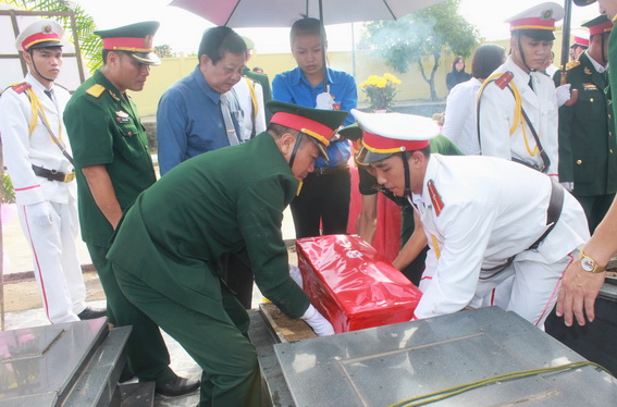 Hài cốt các liệt sĩ được an táng tại Nghĩa trang liệt sĩ huyện Trảng Bom