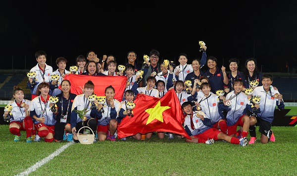 Niềm vui đăng quang của ĐT nữ Việt Nam tại SEA Games 29