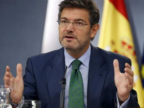 Bộ trưởng Tư pháp Tây Ban Nha Rafael Catala. (Nguồn: PressTV)