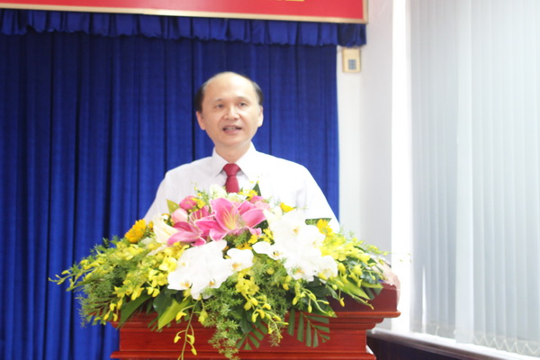 GS-TS Lê Quang Cường, Thứ trưởng Bộ Y tế phát biểu tại buổi hội thảo.