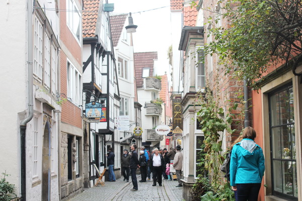 Con đường xưa nhất châu Âu ở làng cổ Schnoorviertel.Ảnh: T.THÚY