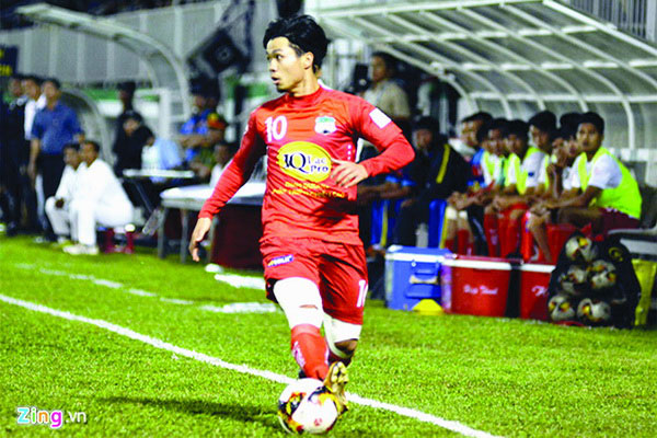 Công Phượng ghi bàn phút 89, HAGL thắng CLB Hà Nội 3-2.