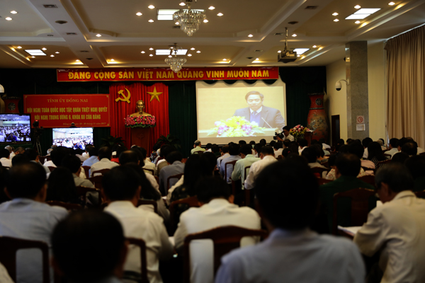 Đồng chí Phạm Minh Chính, Trưởng ban Tổ chức Trung ương quán triệt quán triệt Nghị quyết 18-NQ/TW