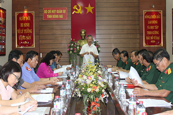  Trưởng Ban Nội chính Tỉnh ủy Hồ Văn Năm phát biểu tại buổi làm việc.