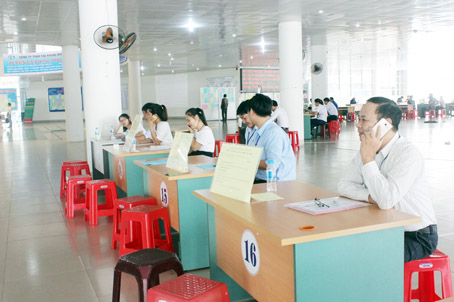Thiếu vắng người lao động tham gia sàn giao dịch việc làm lần thứ 140 vừa được tổ chức ngày 11-12 tại Trung tâm dịch vụ việc làm Đồng Nai.