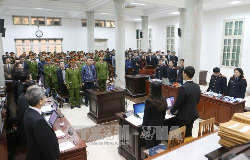 Bị cáo Trịnh Xuân Thanh và đồng phạm tại phiên xét xử. Ảnh: Doãn Tấn - TTXVN