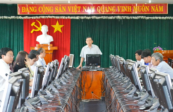 Phó ban Tuyên giáo Tỉnh ủy Phạm Tấn Linh định hướng tuyên truyền tháng 2- 2018