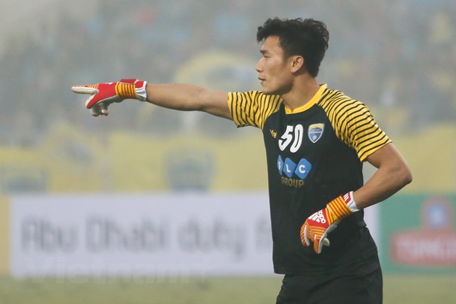 Bùi Tiến Dũng bắt chính và chơi ấn tượng trong trận mở màn của Thanh Hóa ở AFC Cup 2018. (Ảnh: Minh Chiến/Vietnam+)