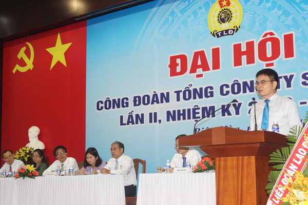 Ông Phan Đình Thám, Tổng giám đốc Tổng Công ty Sonadezi phát biểu tại đại hội.